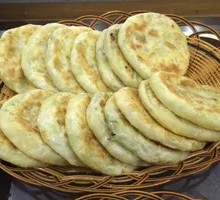 Pork and Napa Cabbage Pie