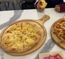 Orleans Chicken Pizza