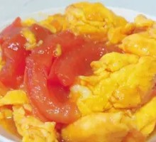 Scrambled Eggs with Tomatoes