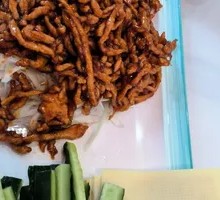 Beijing-style Shredded Pork in Soy Sauce