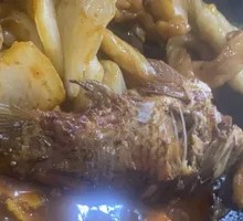 Iron Pot Stewed Flower Carp