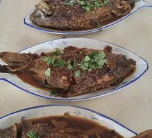 Stewed Fish in Large Pot