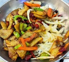 Spicy Potatoes in Dry Pot