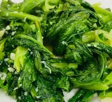 Garlic Stir-Fried Rapeseed Greens