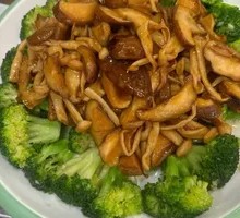 Mixed Mushroom Stir-fry