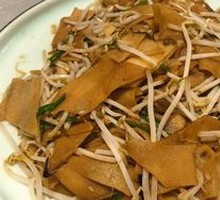 Pickled Mustard Greens Stir-fried with Rice Cakes