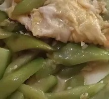 Egg and Loofah Stir-fry