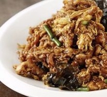 Sour Stir-Fried Egg with Wood Ear Mushrooms