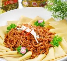 Beijing-style Shredded Pork in Soy Sauce