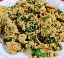 Scrambled Eggs with Green Onions