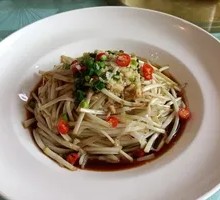 Stir-fried Bean Sprouts Salad