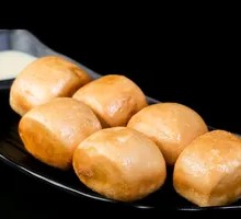 Crispy Milk-Flavored Steamed Buns