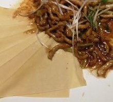 Beijing-style Shredded Pork in Soy Sauce
