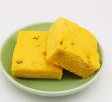 Corn and Golden Loofah Steamed Cake