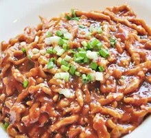 Beijing-style Shredded Pork in Soy Sauce