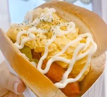 Thick Egg Orlean Chicken Sandwich