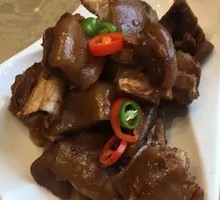 Old Soup Pig Trotters
