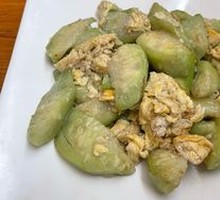 Egg and Loofah Stir-fry