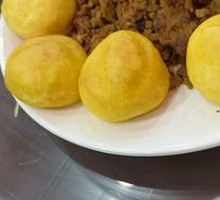 Fried Sauce Steamed Corn Bread