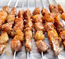 Black Pepper Pork Skewers