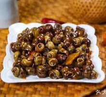 Stir-Fried Snails in Sauce