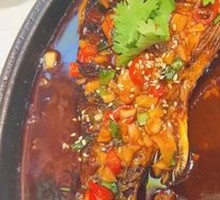 Sautéed Crucian Carp on Iron Plate