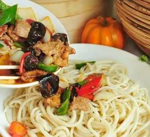 Xinjiang Noodles with Sauce