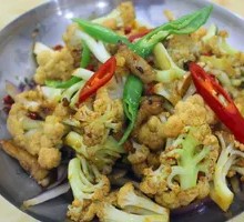 Spicy Stir-Fried Organic Cauliflower