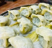 Beef and Scallion Steamed Dumplings
