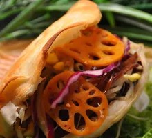 Egg Flower and Dried Vegetable Steamed Bun