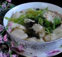 Fresh Pork and Scallion Dumplings