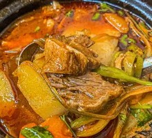 Braised Beef in Clay Pot