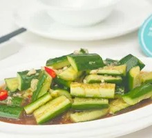 Cashew Cucumber Salad