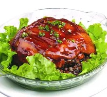 Preserved Vegetable Braised Pork
