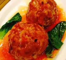 Yangzhou Lion's Head Meatballs