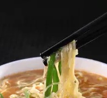 Spinach and Pork Noodles