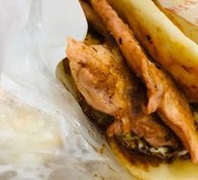 Braised Pork Belly in Flatbread