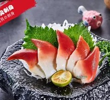 Canadian Arctic Scallop Sashimi