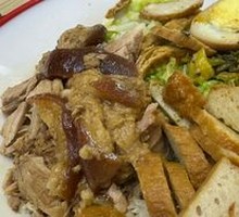 猪脚肉卷双拼饭