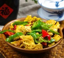 Egg and Ham with Green Chili