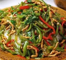 Spicy Pork Noodles with Rice