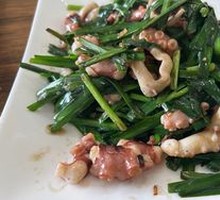 韭菜炒八带