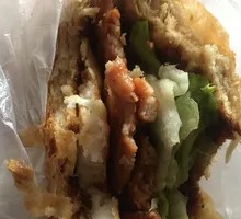 Braised Pork Belly in Flatbread