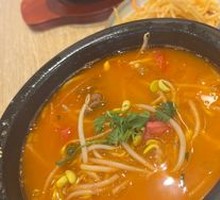 Tomato Beef Rice Noodles