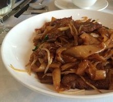 Dry-Fried Beef Rice Noodles