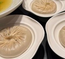 Crab Roe Soup Dumplings