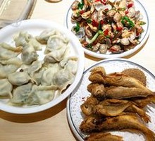 Fresh Shrimp and Pork Three-Flavor Dumplings