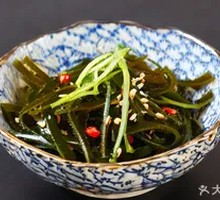 Thin seaweed strips