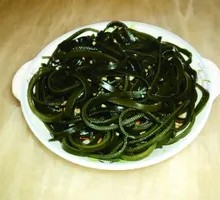 Thin seaweed strips