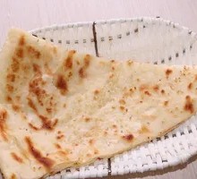 Bread with Tofu and Potato Shreds